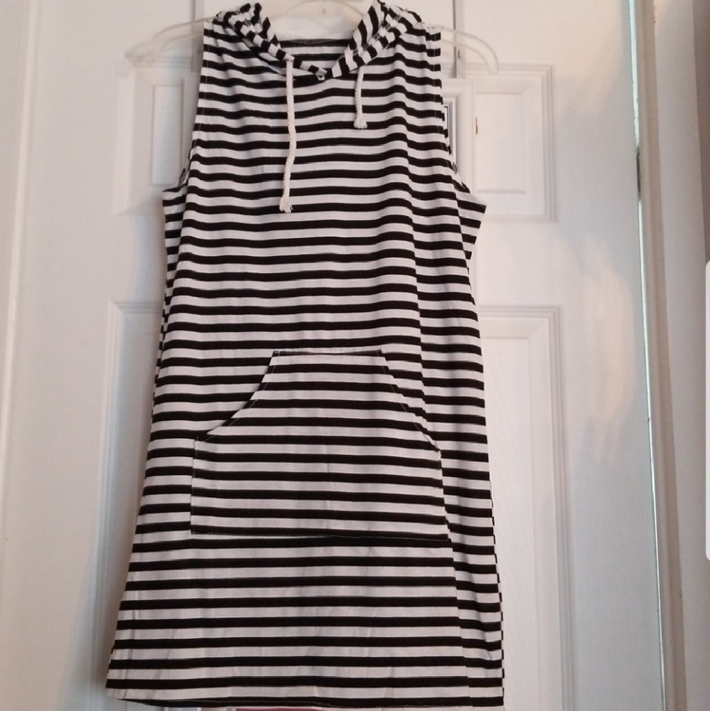 Sporty striped dress